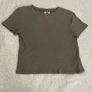 Cropped T-shirt!